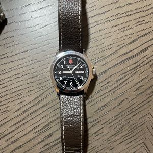 Victorinox Swiss Army Watch Automatic 38mm Case Size